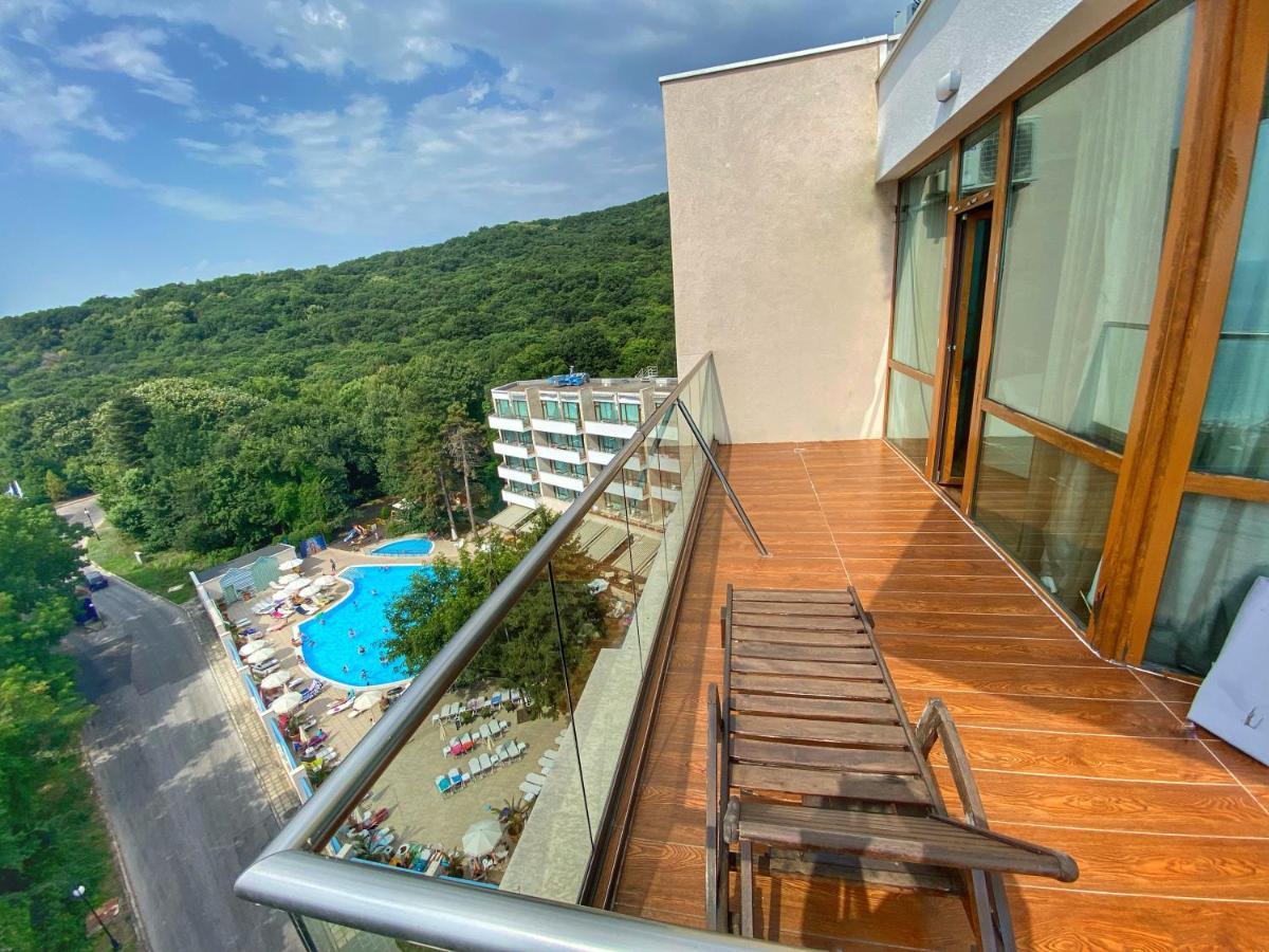 Mirabelle Hotel Golden Sands Exteriör bild