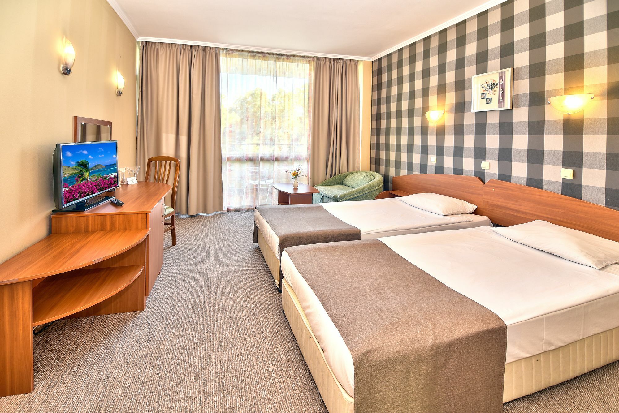 Mirabelle Hotel Golden Sands Exteriör bild